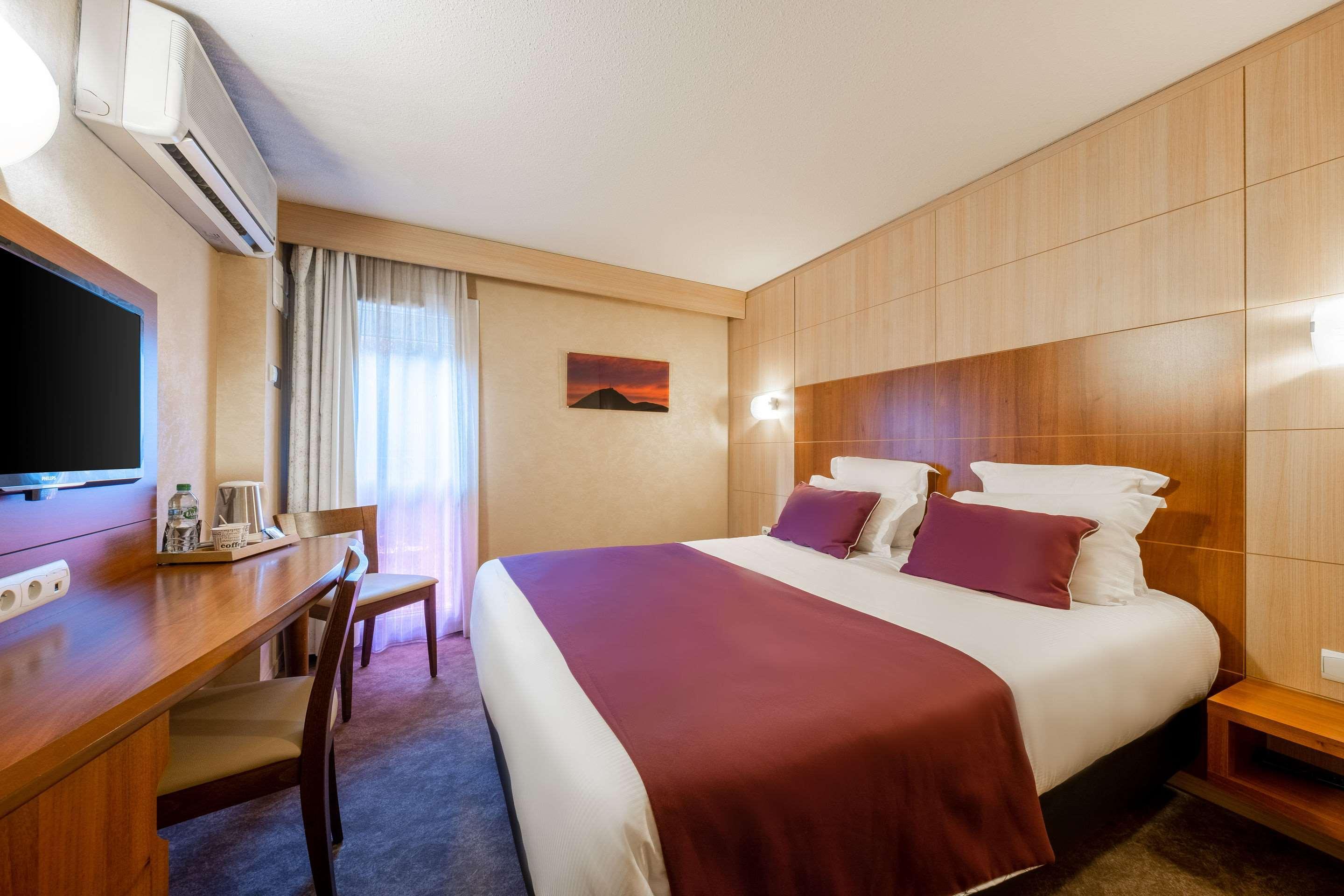 Quality Hotel Clermont Kennedy Clermont-Ferrand Exterior foto